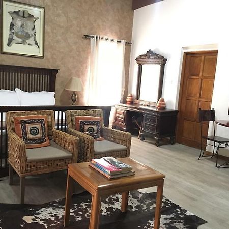 גאבורון African Home Hotel מראה חיצוני תמונה