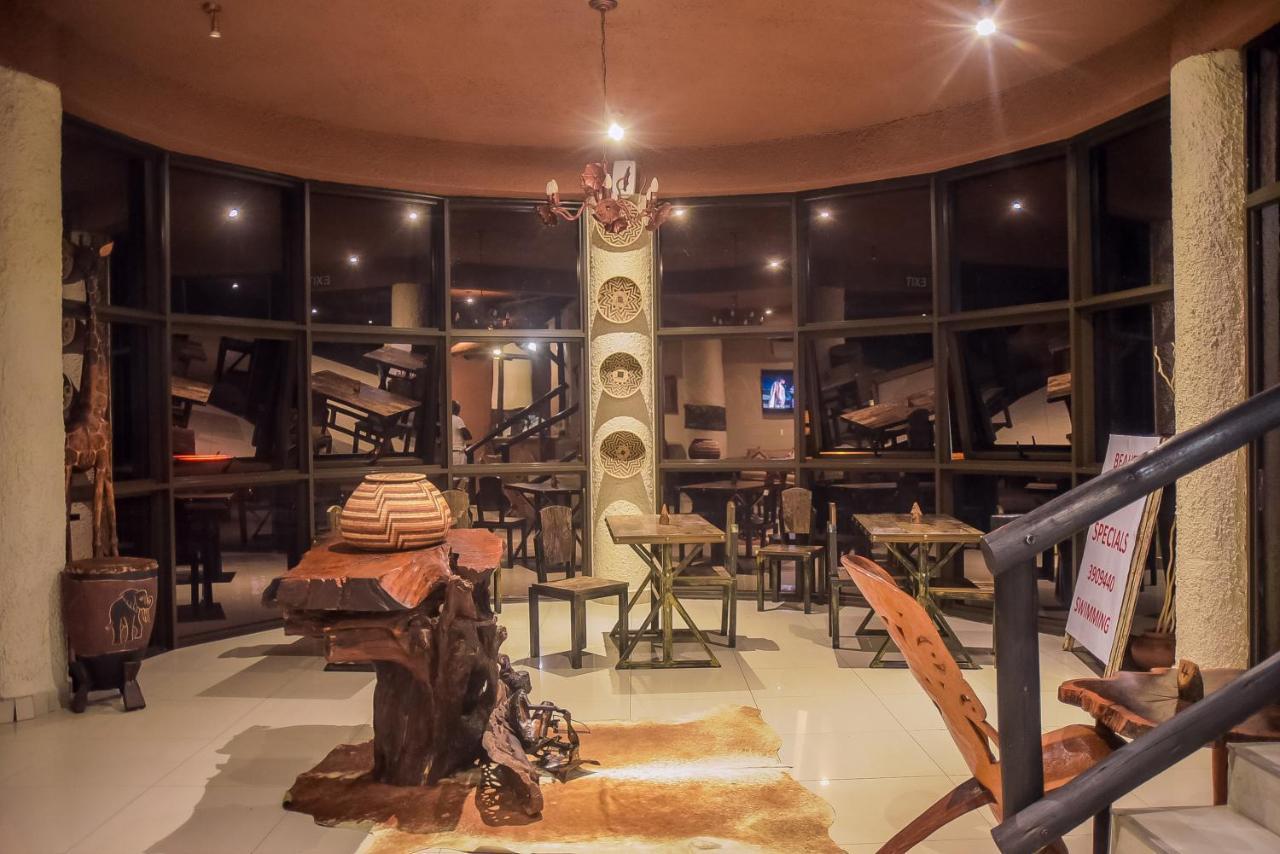 גאבורון African Home Hotel מראה חיצוני תמונה