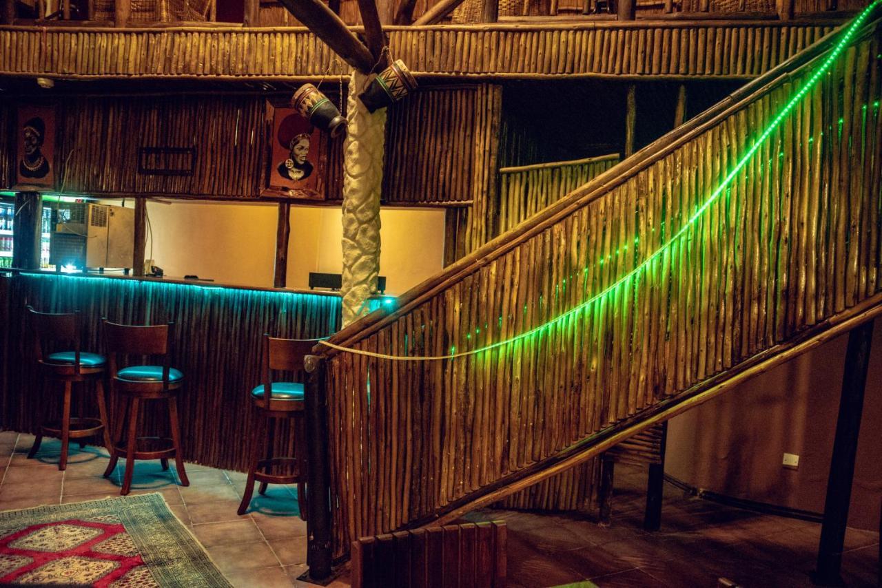 גאבורון African Home Hotel מראה חיצוני תמונה