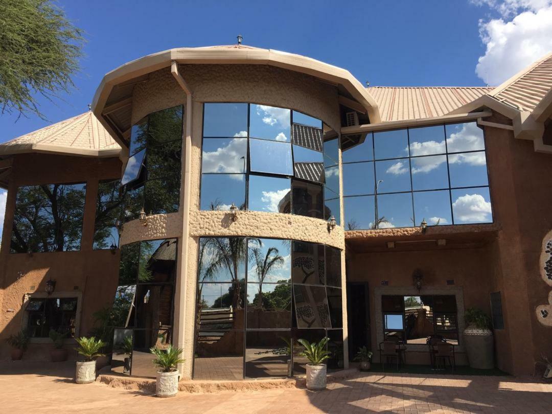 גאבורון African Home Hotel מראה חיצוני תמונה